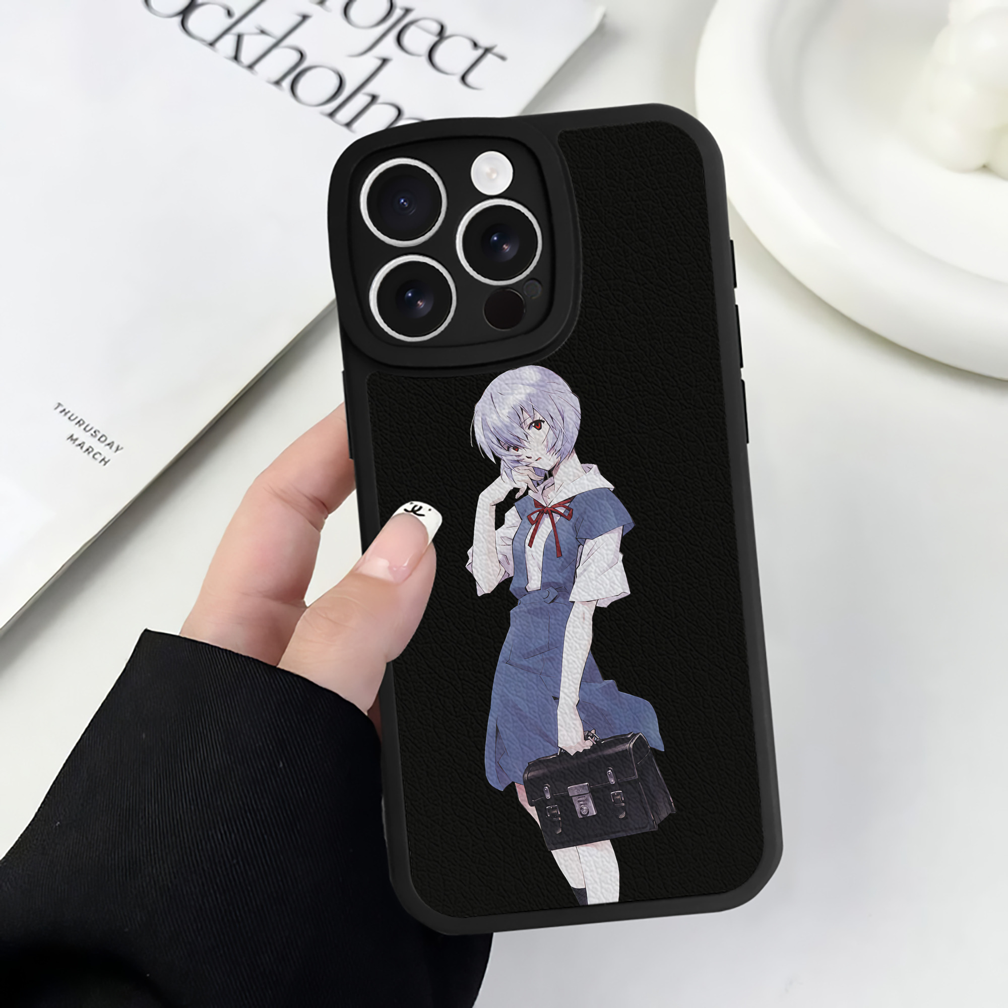 （画像用） EVA 新世紀エヴァンゲリオン 【iPhone 16シリーズ対応】シリコンスマホケース（レザー調） 材質：シリコン